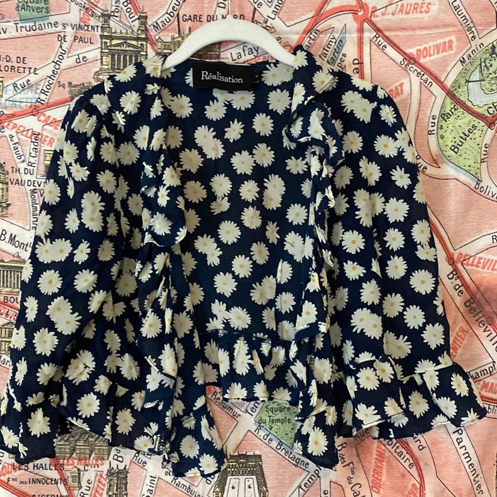 daisy Realisation Par shrug